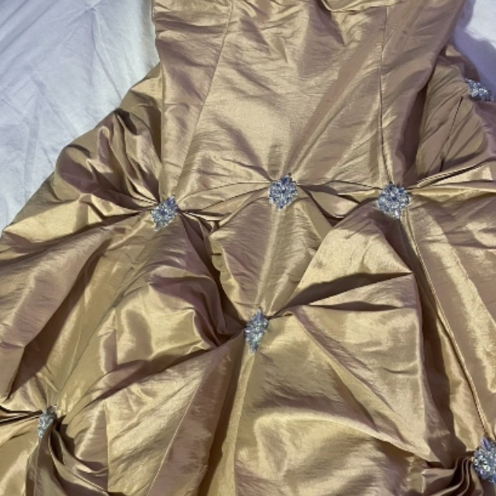 Elegant Gold Strapless Gown with Crystal Accents